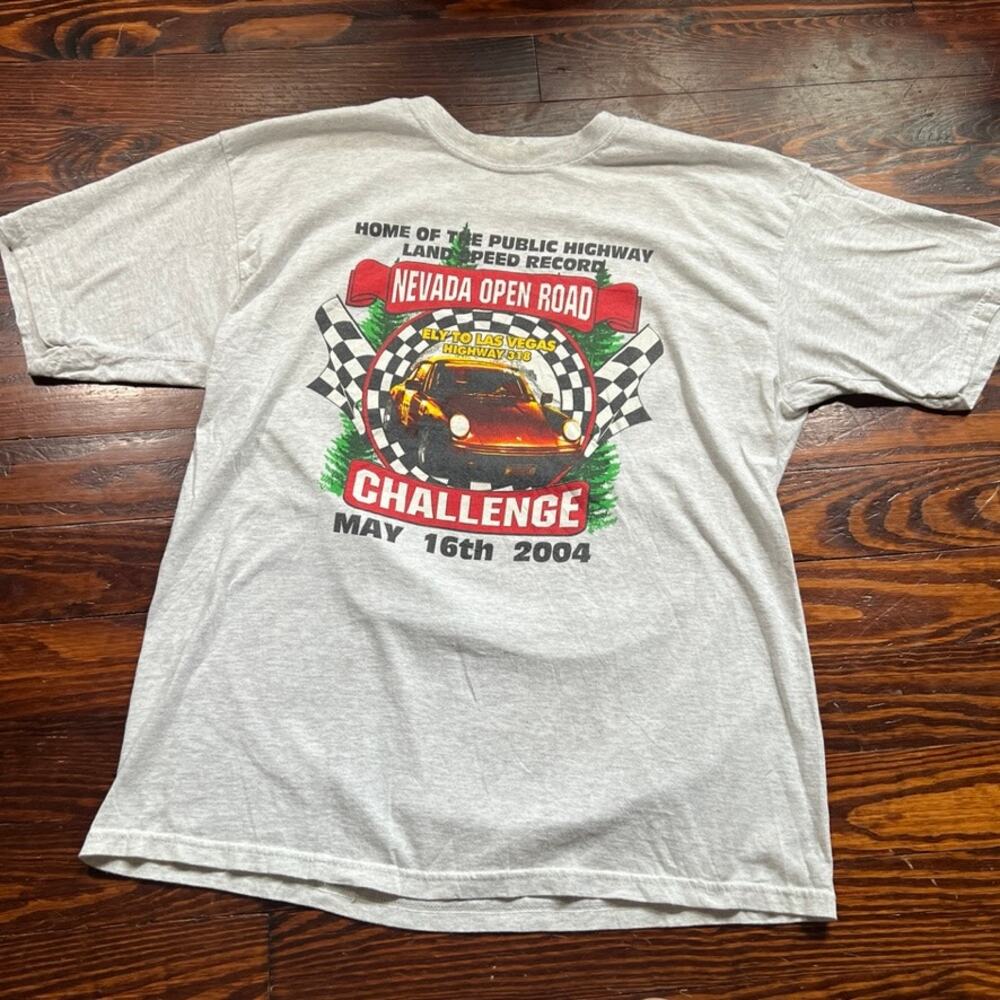 Gildan XL Y2K Racing Graphic T Shirt Gray Boxy